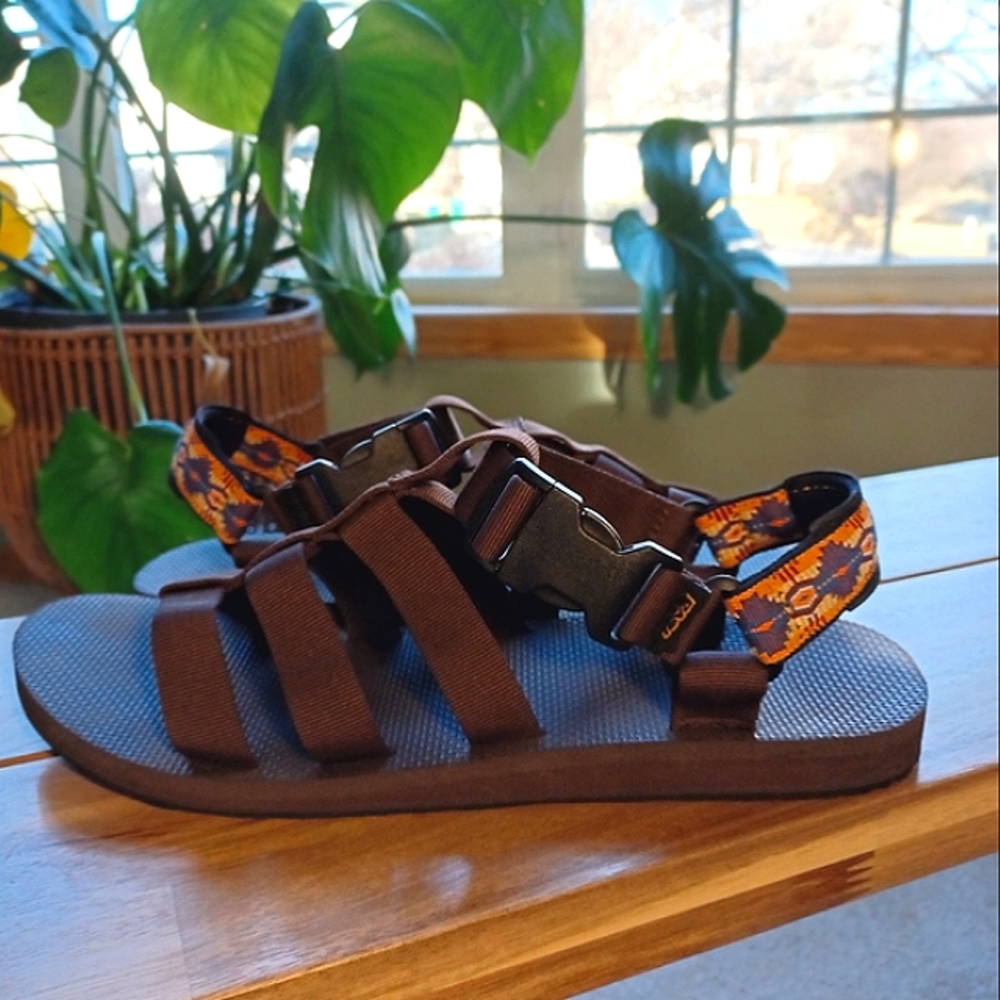 Teva Dorado Canyon Sport Sandals Brown Aztec.  Men's Size 14 NEW!